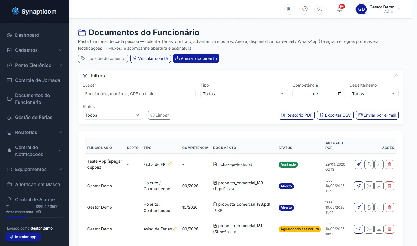 Tela de Documentos do Funcionário com a lista de documentos e o status de cada um
